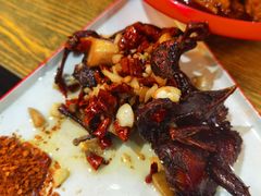 酱香油酥鹌鹑-老闵田螺馆·南昌特色小炒(梦时代店)