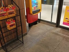 -麦当劳(百联西郊购物中心店)