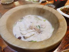 -滇香肴·云南菜蒸汽石锅鱼(云南北路店)