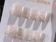 -银泰百货(西湖店)