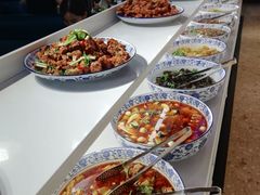 -爱客得牛排海鲜烤肉·火锅自助(春熙路黑金好店)