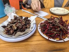 -邱金小炒·30 年盐帮江湖菜(自贡店)