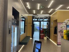 -Z&B Fitness Studio·Gym(前滩L+PLAZA店)