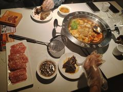 -老王全牛宴·鲜牛肉牛杂火锅(总店)
