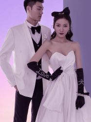 -角色婚纱摄影(中心店)