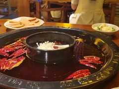 -舒家大院重庆老火锅(纪念塔店)