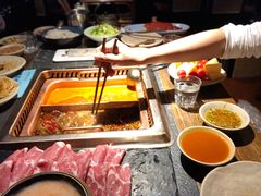 -老牌坊云南鱼豆花火锅(哈西万达店)