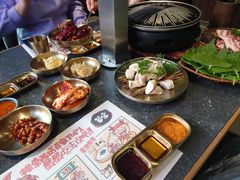 -草家酱蟹炭火烤肉店(珲春南路二店)