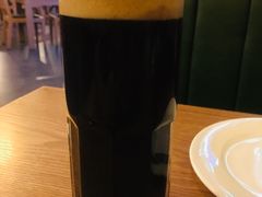 自酿黑啤-普兰达德国餐厅·德式脆皮烤猪肘·自酿啤酒(观唐店)