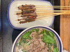 -云阿蛮云南生烫牛肉米线(奉贤路店)