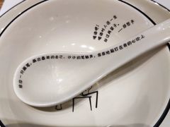 -临界音乐酒馆·小龙虾·江湖菜(华熙LIVE·鱼洞店)