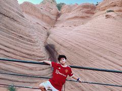 -波浪谷