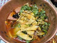 -成都你六姐·牛肉冒菜·麻辣香锅(长泰广场店)