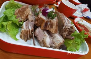 Premium Lamb Roll