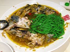 鱼头菠菜面-口味堂(珞喻路店)