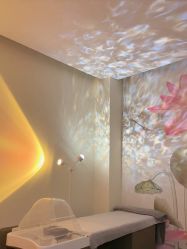 -美肤盾祛痘·问题肌头疗管理中心