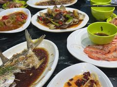 -小海豚•老字号海鲜餐厅(天涯店)