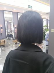 点击看大图 -藤野造型烫染·漂发