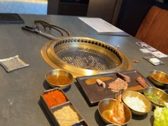 -铭牛烧肉·和牛海鲜自助(高新月牙湖店)
