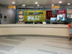 -小海豚国际游泳培训中心(浦东塘桥店)