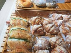 -顶东面包花园·生日蛋糕(世博店)
