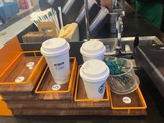 -星巴克(六合路店)