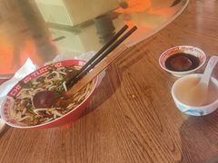 -秤砣砣·湖南粉面馆(青年路店)