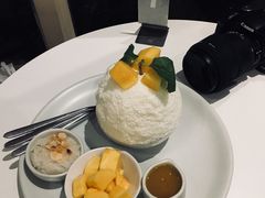芒果雪冰-Cheevit Cheeva(Sirimangkalajarn)