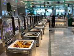 自助取餐区-绿岛港轩海鲜烤肉涮锅自助餐厅