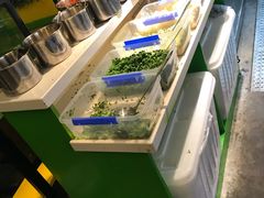 自助取餐区-钢管厂歆瑞源油卤串串香(春熙路太古里店)