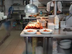 -ROAST coffee & eatery