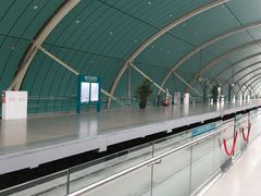 -龙阳路磁悬浮列车总站-停车场