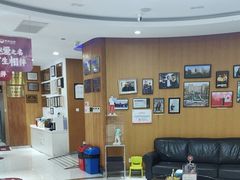 -雅悦齿科(顾村公园店)