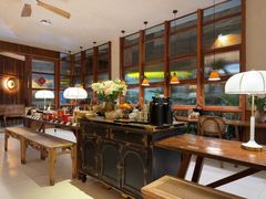 -银米·云南传统过桥米线(双廊黑金冠店)