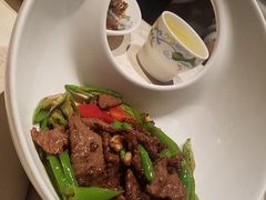 杭椒炒牛柳-老头儿油爆虾·三潭印月