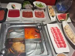 -海底捞火锅(关山保利店)