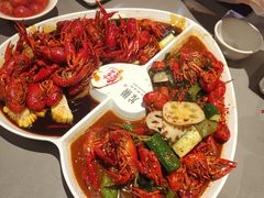-龙巢盱眙龙虾·牛蛙·烧烤宵夜(八卦岭店)