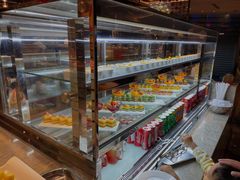 面包甜点陈列柜-康帝国际酒店-艾斯本自助西餐厅