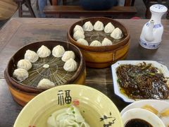 -吾介小籠館