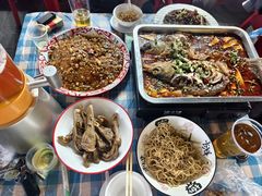 -老街烧烤大排档·地道湖北菜·龙虾馆(汉口火车站店)