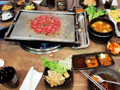 -香猪坊韩国烤肉专属门店(魏公村店)