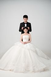 -都市丽人婚纱摄影
