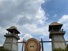 -茅山东方盐湖城景区