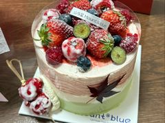 -山与蓝·轻糖鲜果蛋糕(勒泰店)
