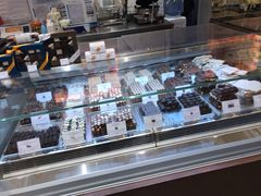 面包甜点陈列柜-VENCHI 闻绮(北京国贸商城店)