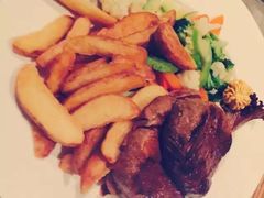 -Geneva日内瓦餐厅(西郊宝成花苑店)