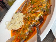 -大中华酒楼·主席武昌鱼·武汉美食地标(江汉路步行街店)