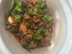 农家辣椒炒肉-鱼翅楼·津派砂锅鱼翅(水上公园店)