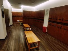 大池男更衣室-聚春园·福龙泉澡堂(温泉店)