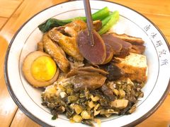 -狮头牌卤味研究所·卤味饭(花城汇南区店)